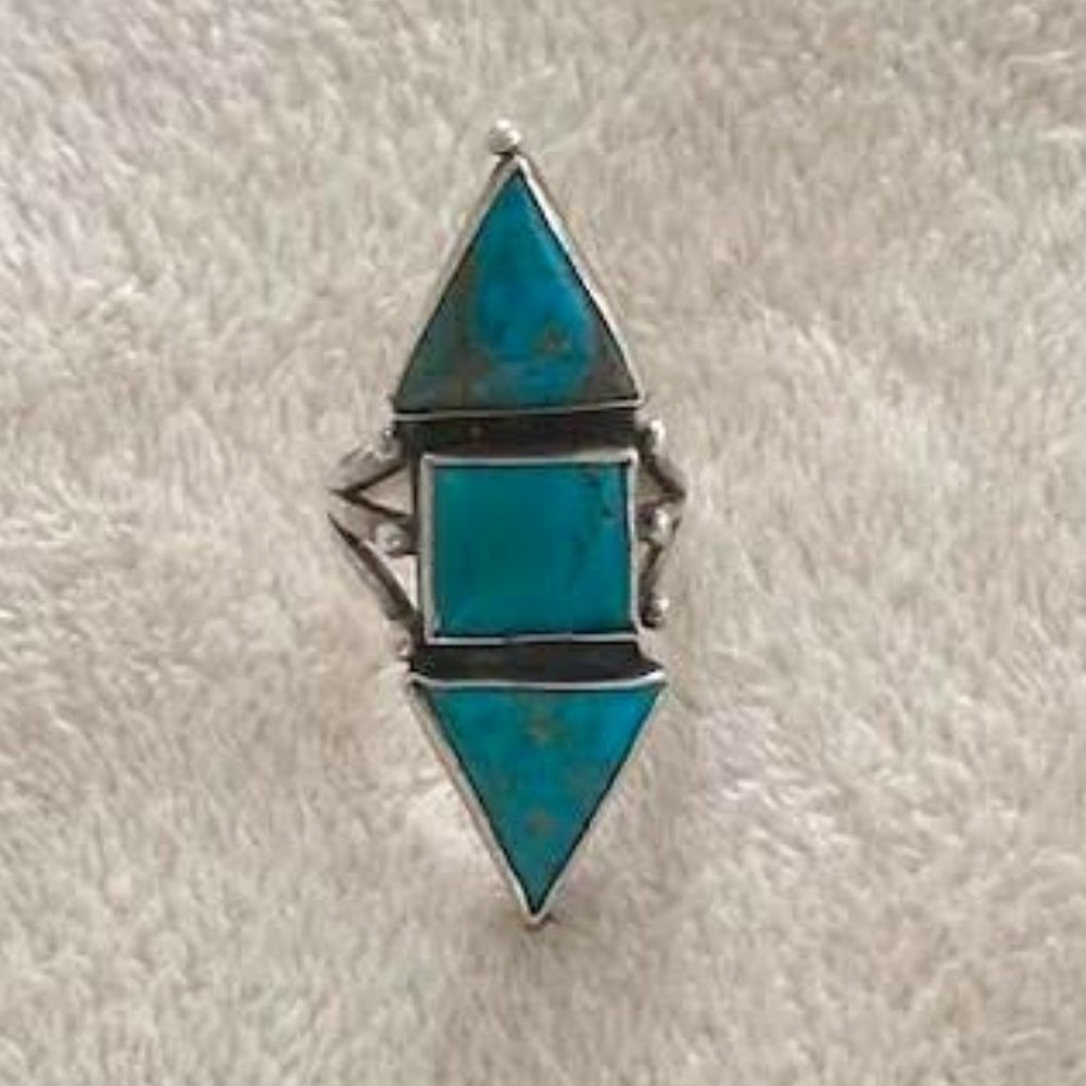 Vintage Zuni sterling silver turquoise triangle ring size 5